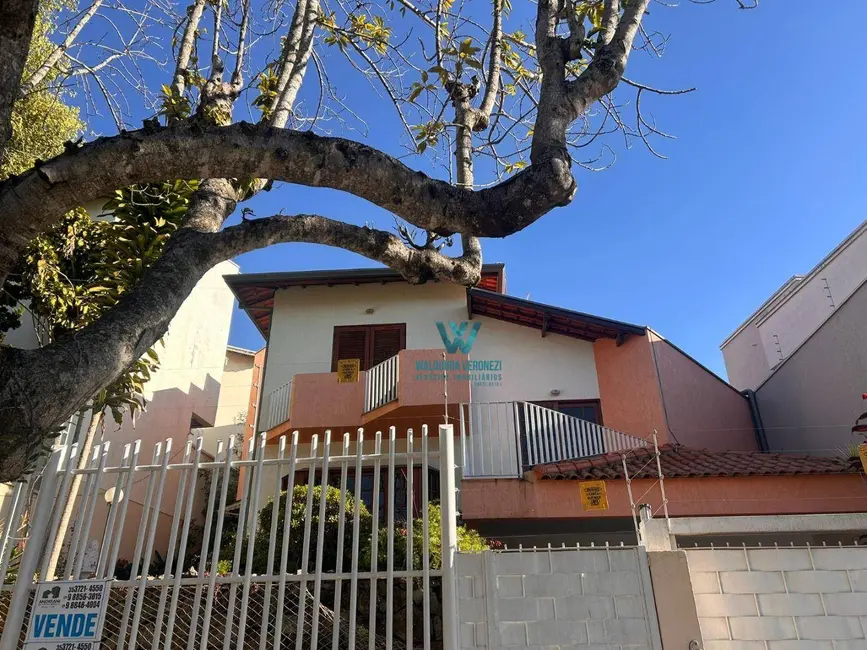 Foto 6 de Casa com 4 quartos à venda e para alugar, 360m2 em Jardim Novo Mundo, Pocos De Caldas - MG