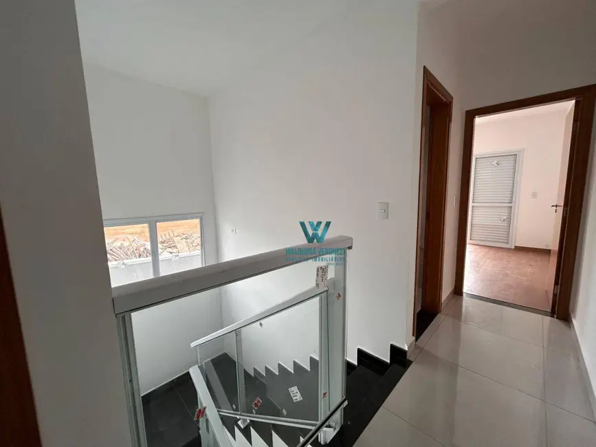 Casa com 3 quartos à venda, 148m2 em Pocos De Caldas - MG - imagem 9 Foto 9 de Casa com 3 quartos à venda, 148m2 em Pocos De Caldas - MG