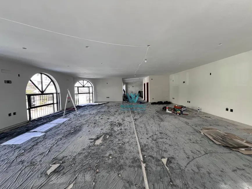 Loja para alugar, 231m2 em Centro, Pocos De Caldas - MG - imagem 8 Foto 8 de Loja para alugar, 231m2 em Centro, Pocos De Caldas - MG