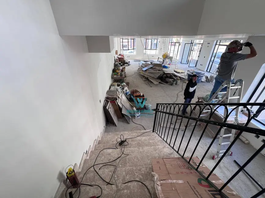 Loja para alugar, 231m2 em Centro, Pocos De Caldas - MG - imagem 7 Foto 7 de Loja para alugar, 231m2 em Centro, Pocos De Caldas - MG