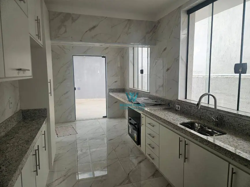 Casa com 3 quartos à venda e para alugar, 450m2 em Jardim dos Estados, Pocos De Caldas - MG - imagem 9 Foto 9 de Casa com 3 quartos à venda e para alugar, 450m2 em Jardim dos Estados, Pocos De Caldas - MG