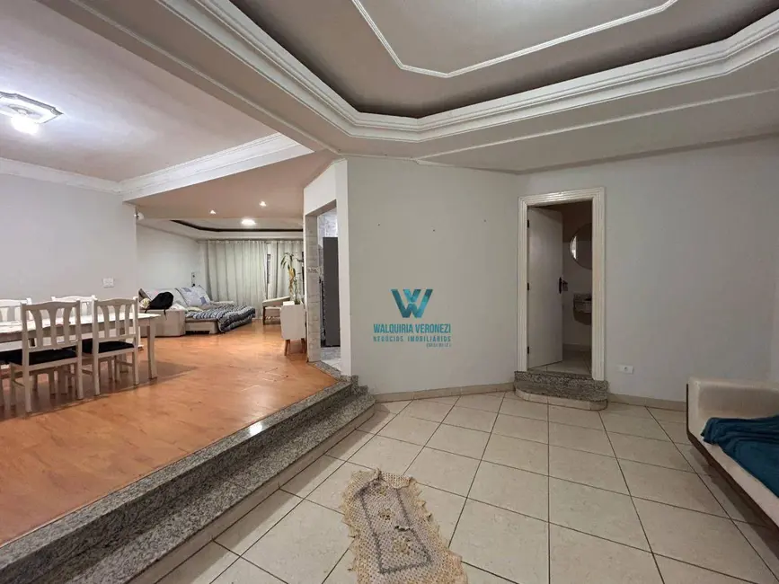 Foto 5 de Casa com 4 quartos à venda, 250m2 em Parque Véu das Noivas, Pocos De Caldas - MG