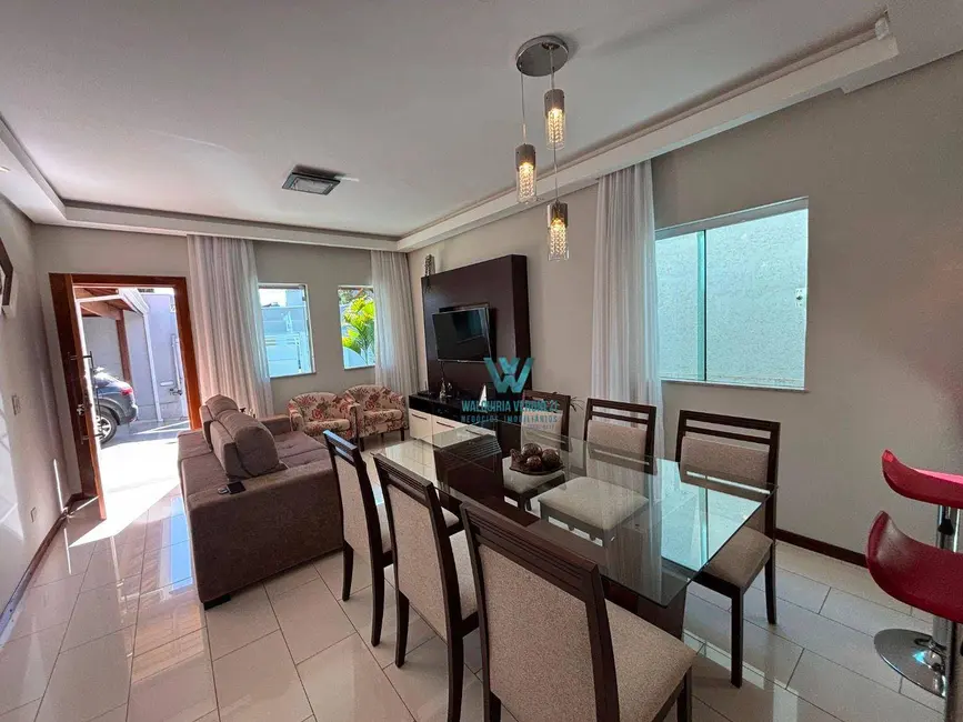 Foto 1 de Casa com 3 quartos à venda, 250m2 em Maria Imaculada, Pocos De Caldas - MG