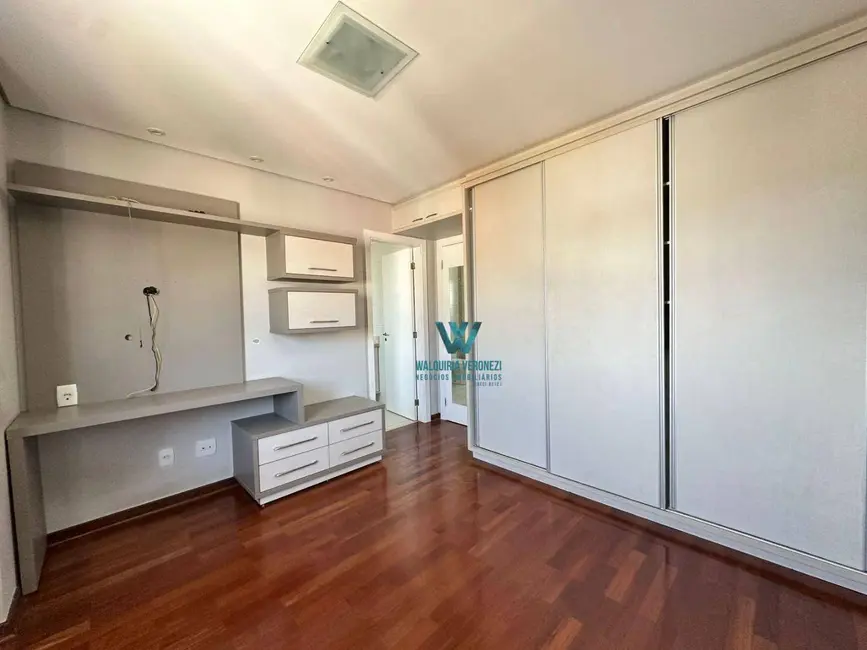 Apartamento com 3 quartos à venda, 189m2 em Centro, Pocos De Caldas - MG - imagem 6 Foto 6 de Apartamento com 3 quartos à venda, 189m2 em Centro, Pocos De Caldas - MG