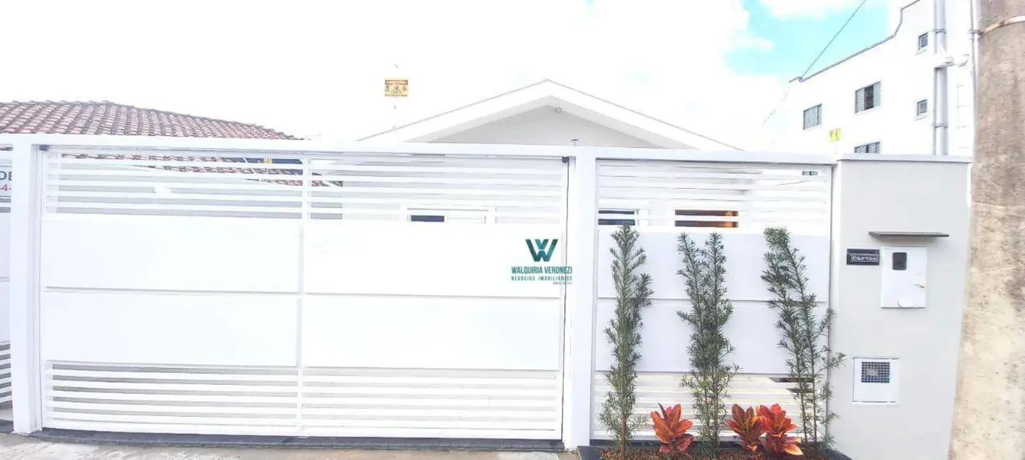 Foto 1 de Casa com 4 quartos à venda, 100m2 em Jardim São Paulo, Pocos De Caldas - MG