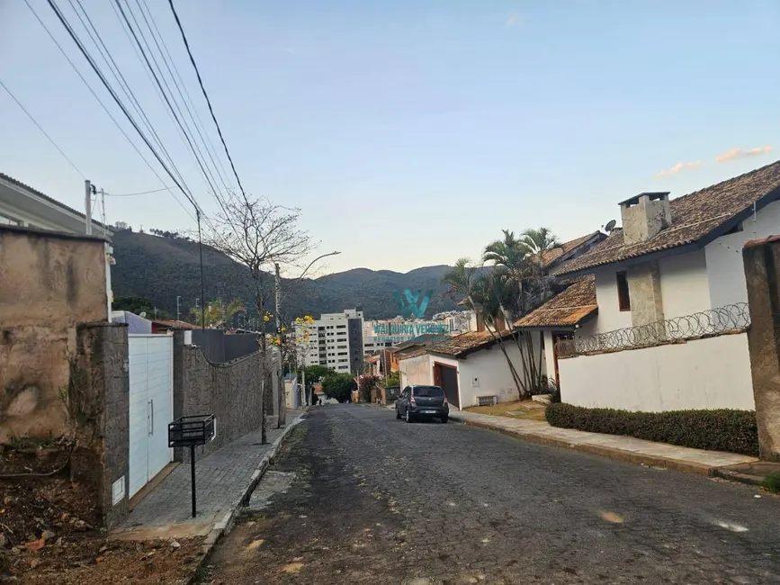 Foto 3 de Terreno / Lote à venda, 350m2 em Vila Bela, Pocos De Caldas - MG