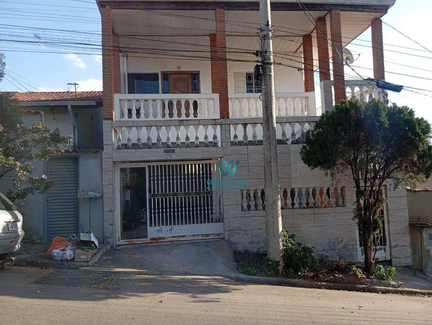 Casa com 8 quartos à venda, 160m2 em Maria Imaculada, Pocos De Caldas - MG - imagem 1 Foto 1 de Casa com 8 quartos à venda, 160m2 em Maria Imaculada, Pocos De Caldas - MG