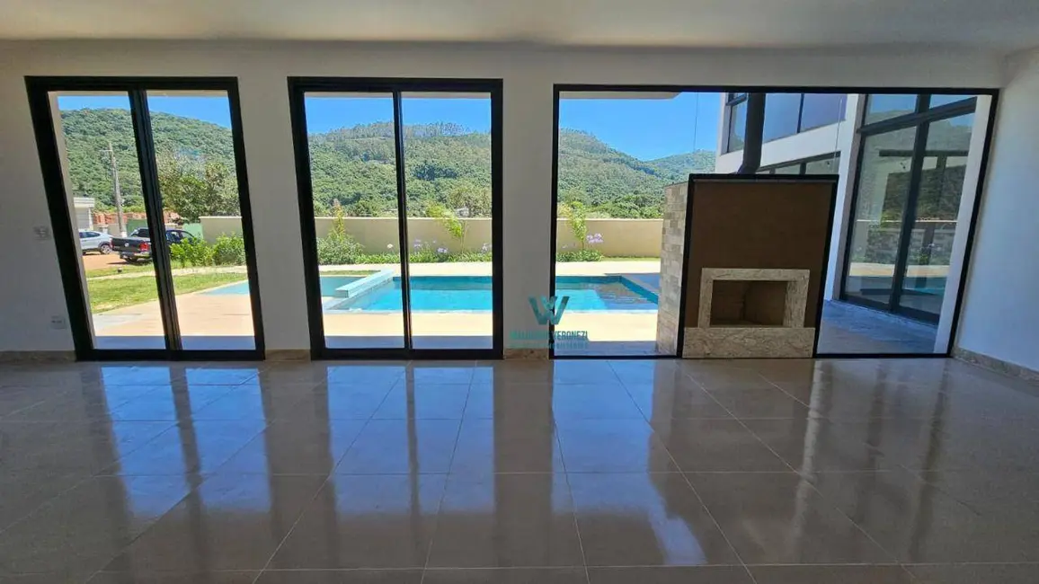 Casa de Condomínio com 3 quartos à venda, 748m2 em Bortolan Norte I, Pocos De Caldas - MG - imagem 7 Foto 7 de Casa de Condomínio com 3 quartos à venda, 748m2 em Bortolan Norte I, Pocos De Caldas - MG