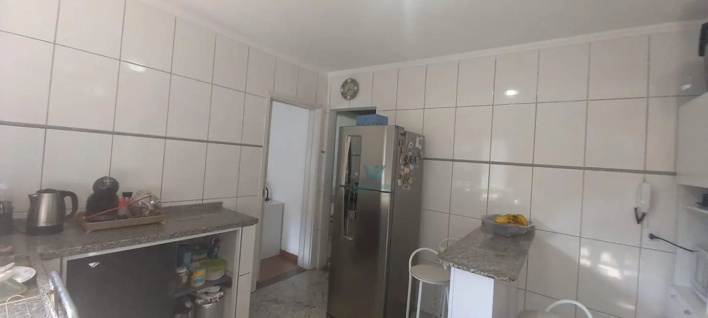 Casa com 2 quartos à venda, 160m2 em Jardim Aeroporto, Pocos De Caldas - MG - imagem 6 Foto 6 de Casa com 2 quartos à venda, 160m2 em Jardim Aeroporto, Pocos De Caldas - MG