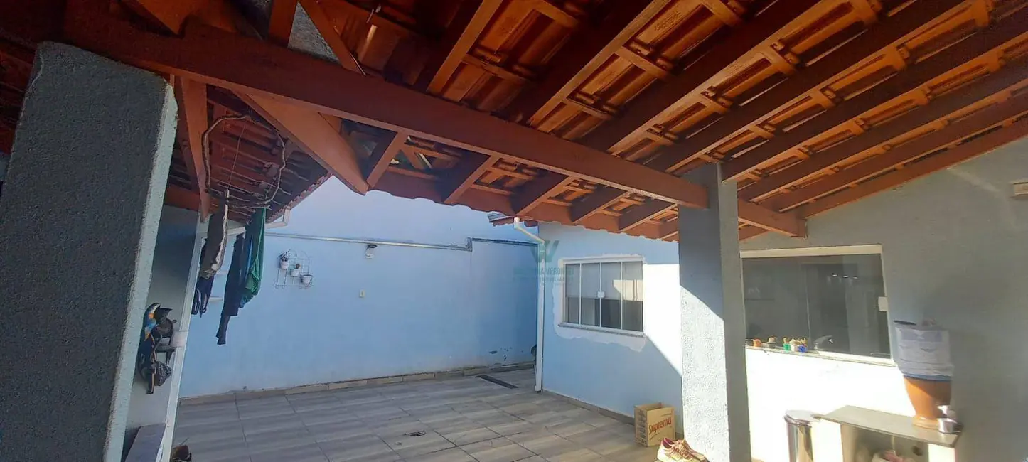 Casa com 2 quartos à venda, 160m2 em Jardim Aeroporto, Pocos De Caldas - MG - imagem 8 Foto 8 de Casa com 2 quartos à venda, 160m2 em Jardim Aeroporto, Pocos De Caldas - MG