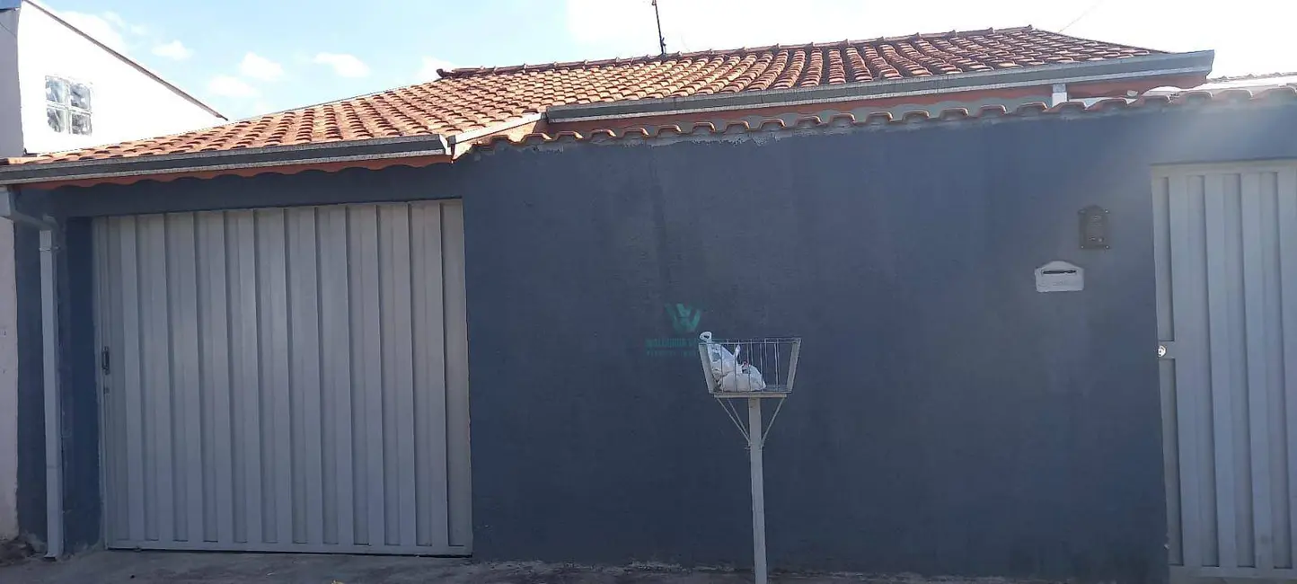 Casa com 2 quartos à venda, 160m2 em Jardim Aeroporto, Pocos De Caldas - MG - imagem 2 Foto 2 de Casa com 2 quartos à venda, 160m2 em Jardim Aeroporto, Pocos De Caldas - MG