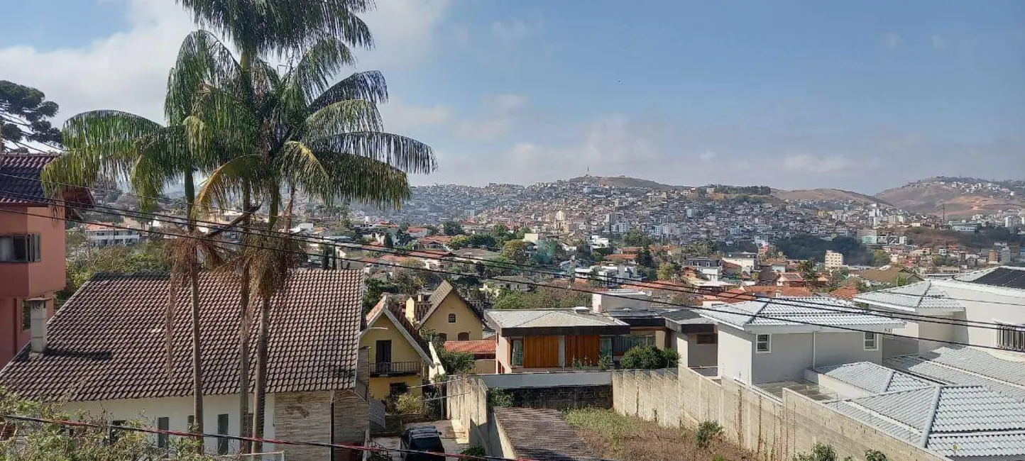 Casa com 6 quartos à venda, 564m2 em Jardim dos Estados, Pocos De Caldas - MG - imagem 3 Foto 3 de Casa com 6 quartos à venda, 564m2 em Jardim dos Estados, Pocos De Caldas - MG