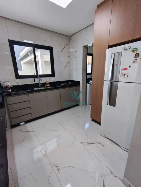 Casa com 4 quartos à venda, 196m2 em Jardim Europa, Pocos De Caldas - MG - imagem 4 Foto 4 de Casa com 4 quartos à venda, 196m2 em Jardim Europa, Pocos De Caldas - MG