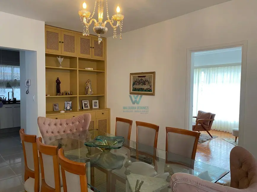 Casa com 4 quartos à venda, 450m2 em Jardim dos Estados, Pocos De Caldas - MG - imagem 2 Foto 2 de Casa com 4 quartos à venda, 450m2 em Jardim dos Estados, Pocos De Caldas - MG