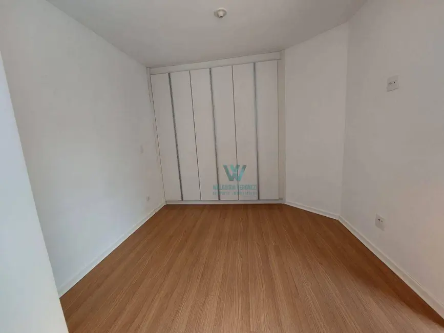 Kitnet com 1 quarto à venda, 33m2 em Centro, Pocos De Caldas - MG - imagem 3 Foto 3 de Kitnet com 1 quarto à venda, 33m2 em Centro, Pocos De Caldas - MG