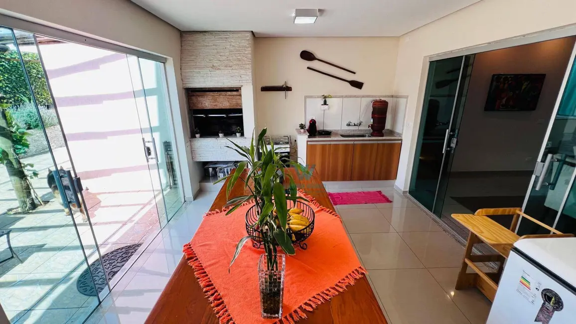 Casa com 3 quartos à venda, 832m2 em Parque Primavera, Pocos De Caldas - MG - imagem 6 Foto 6 de Casa com 3 quartos à venda, 832m2 em Parque Primavera, Pocos De Caldas - MG