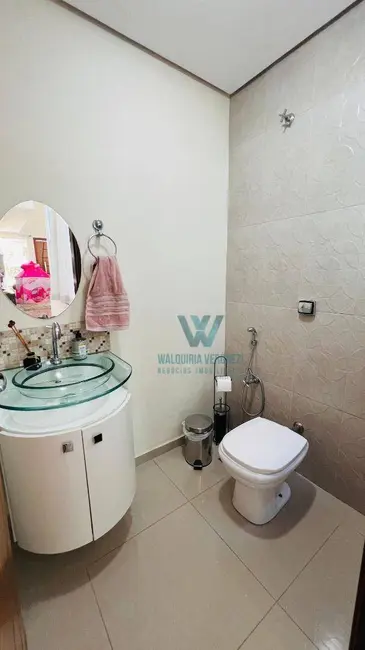 Casa com 3 quartos à venda, 832m2 em Parque Primavera, Pocos De Caldas - MG - imagem 9 Foto 9 de Casa com 3 quartos à venda, 832m2 em Parque Primavera, Pocos De Caldas - MG