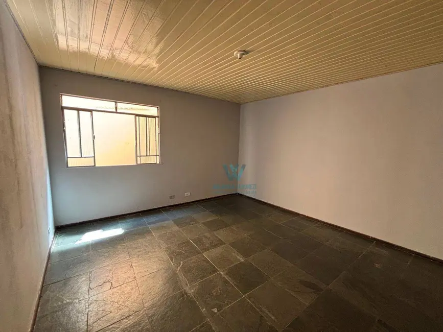 Casa com 2 quartos para alugar, 80m2 em Jardim Country Club, Pocos De Caldas - MG - imagem 9 Foto 9 de Casa com 2 quartos para alugar, 80m2 em Jardim Country Club, Pocos De Caldas - MG