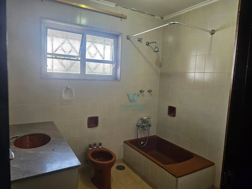 Casa com 3 quartos à venda, 680m2 em Centro, Pocos De Caldas - MG - imagem 9 Foto 9 de Casa com 3 quartos à venda, 680m2 em Centro, Pocos De Caldas - MG