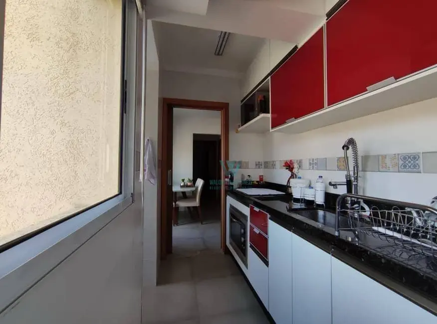 Apartamento com 2 quartos à venda, 57m2 em Centro, Pocos De Caldas - MG - imagem 6 Foto 6 de Apartamento com 2 quartos à venda, 57m2 em Centro, Pocos De Caldas - MG