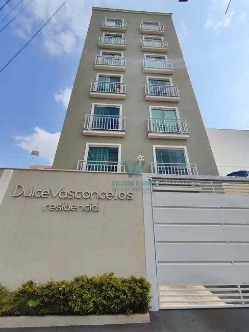 Foto 2 de Apartamento com 3 quartos à venda, 75m2 em Vila Togni, Pocos De Caldas - MG