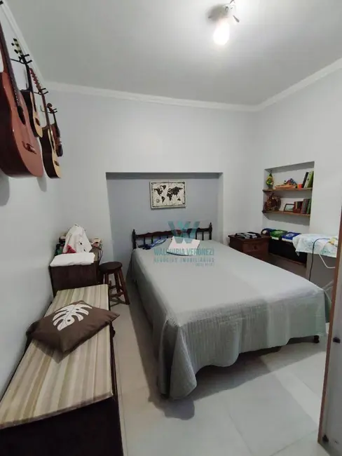 Foto 9 de Casa com 3 quartos à venda, 220m2 em Jardim Cascatinha, Pocos De Caldas - MG