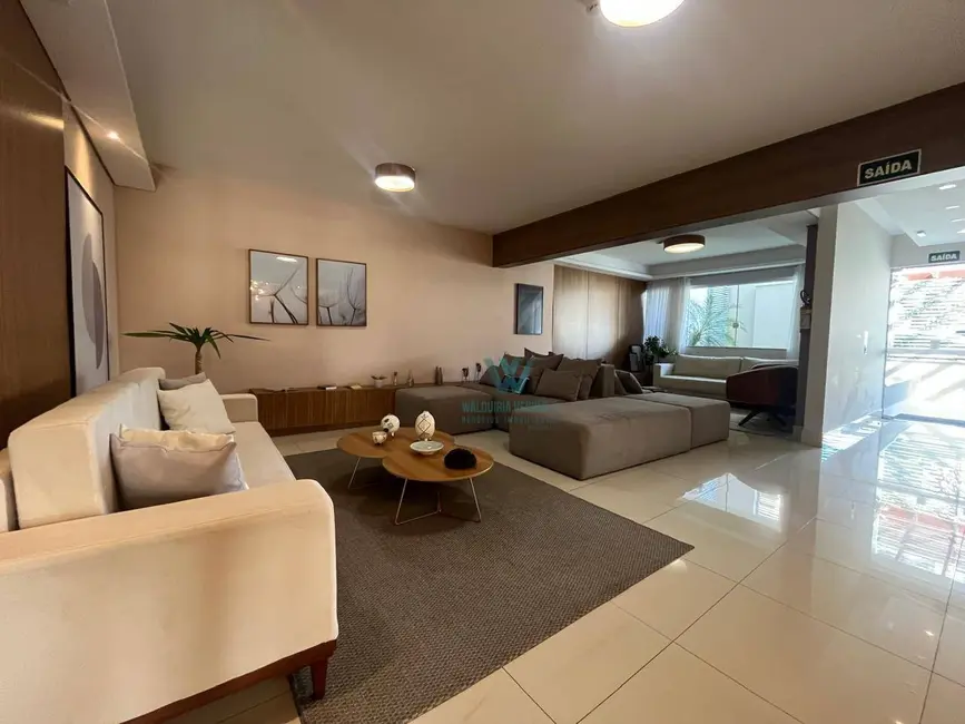 Apartamento com 3 quartos à venda, 90m2 em Centro, Pocos De Caldas - MG - imagem 3 Foto 3 de Apartamento com 3 quartos à venda, 90m2 em Centro, Pocos De Caldas - MG