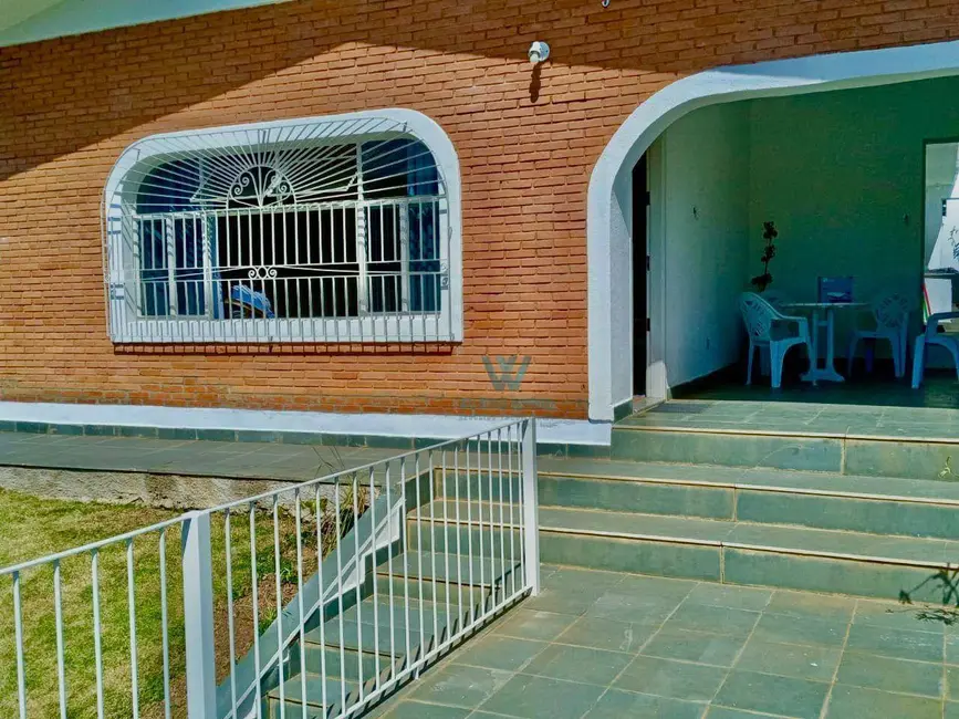 Foto 2 de Casa com 3 quartos à venda, 537m2 em Vila Togni, Pocos De Caldas - MG
