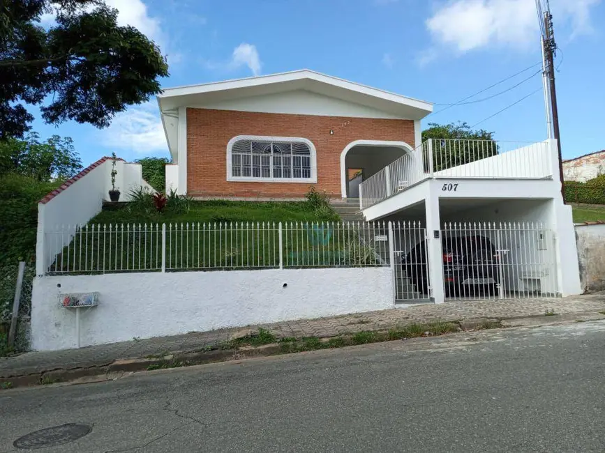 Foto 1 de Casa com 3 quartos à venda, 537m2 em Vila Togni, Pocos De Caldas - MG