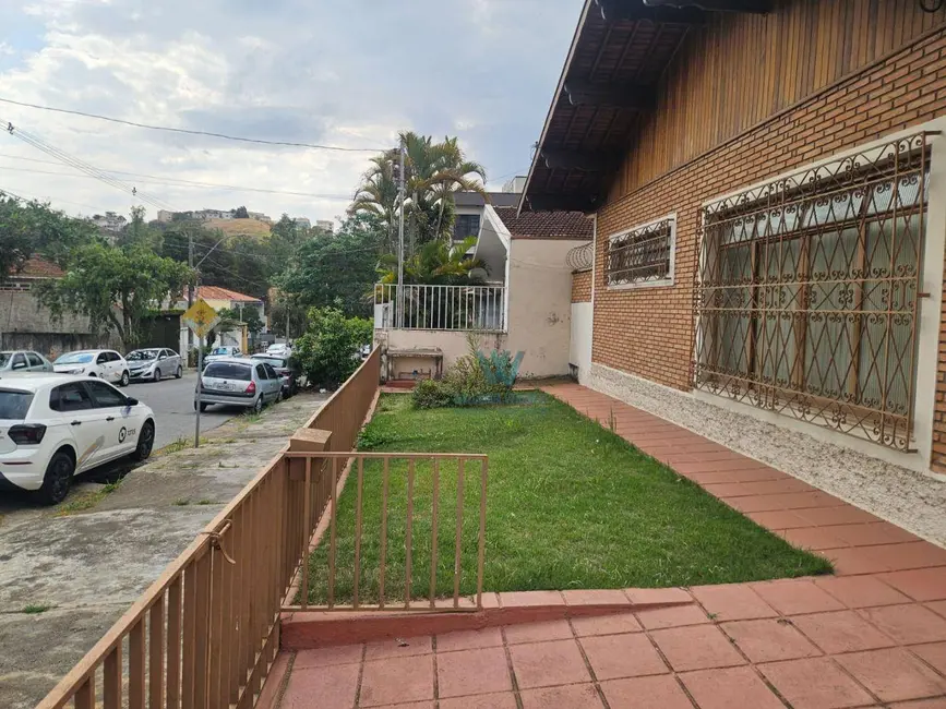 Foto 2 de Casa com 3 quartos à venda e para alugar, 288m2 em Parque Vivaldi Leite Ribeiro, Pocos De Caldas - MG