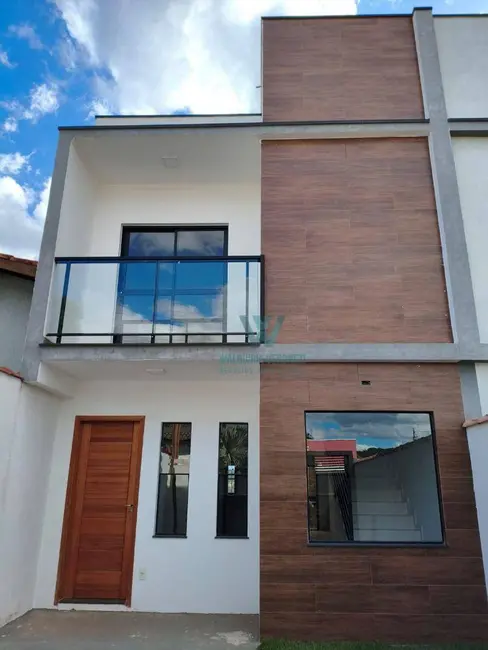 Foto 1 de Casa com 3 quartos à venda, 135m2 em Jardim das Acácias, Pocos De Caldas - MG