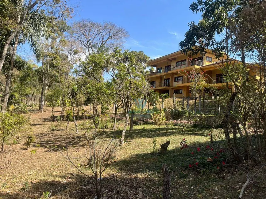 Foto 4 de Chácara com 3 quartos à venda, 2814m2 em Chácaras Poços de Caldas, Pocos De Caldas - MG