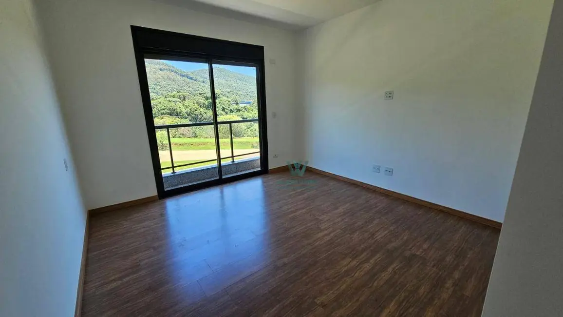 Casa com 3 quartos à venda, 748m2 em Bortolan Norte I, Pocos De Caldas - MG - imagem 2 Foto 2 de Casa com 3 quartos à venda, 748m2 em Bortolan Norte I, Pocos De Caldas - MG