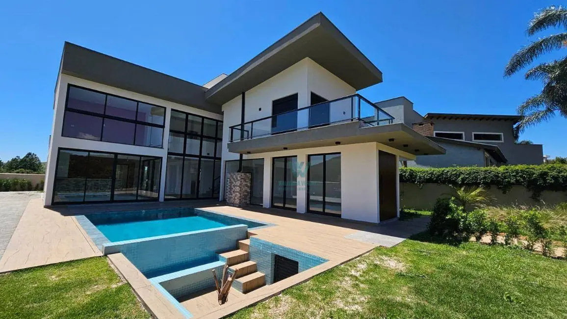 Casa com 3 quartos à venda, 748m2 em Bortolan Norte I, Pocos De Caldas - MG - imagem 1 Foto 1 de Casa com 3 quartos à venda, 748m2 em Bortolan Norte I, Pocos De Caldas - MG