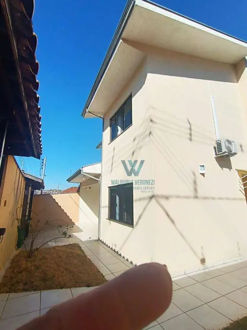 Foto 2 de Casa com 3 quartos à venda, 180m2 em Jardim Santa Rosália, Pocos De Caldas - MG