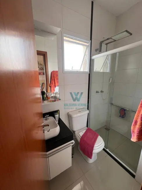 Casa de Condomínio com 3 quartos à venda, 250m2 em Santa Ângela, Pocos De Caldas - MG - imagem 6 Foto 6 de Casa de Condomínio com 3 quartos à venda, 250m2 em Santa Ângela, Pocos De Caldas - MG