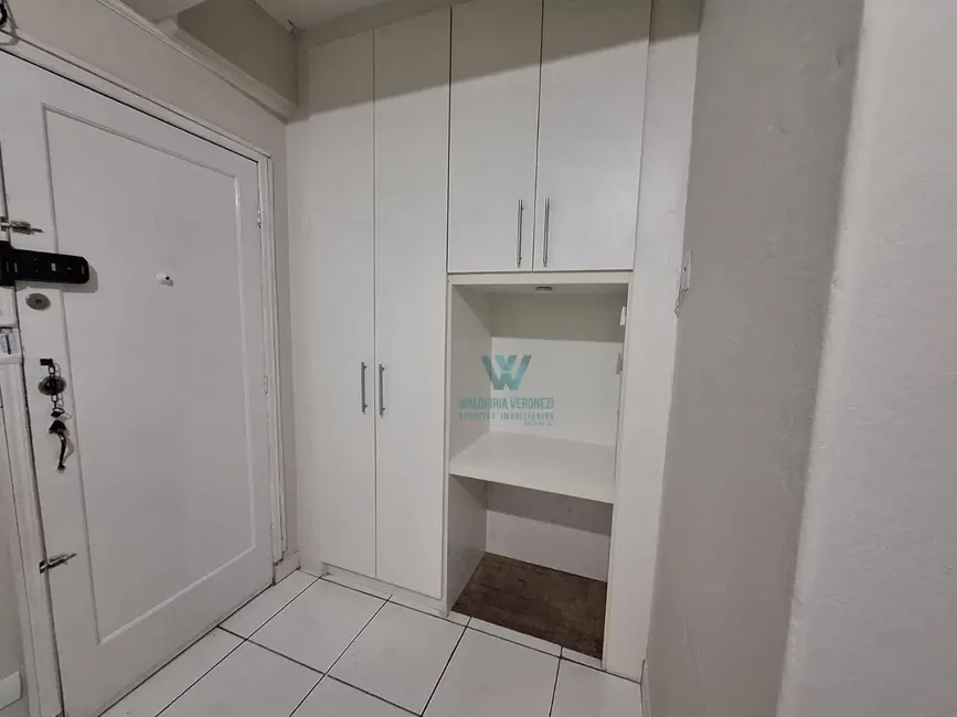 Foto 5 de Kitnet com 1 quarto à venda, 28m2 em Centro, Pocos De Caldas - MG