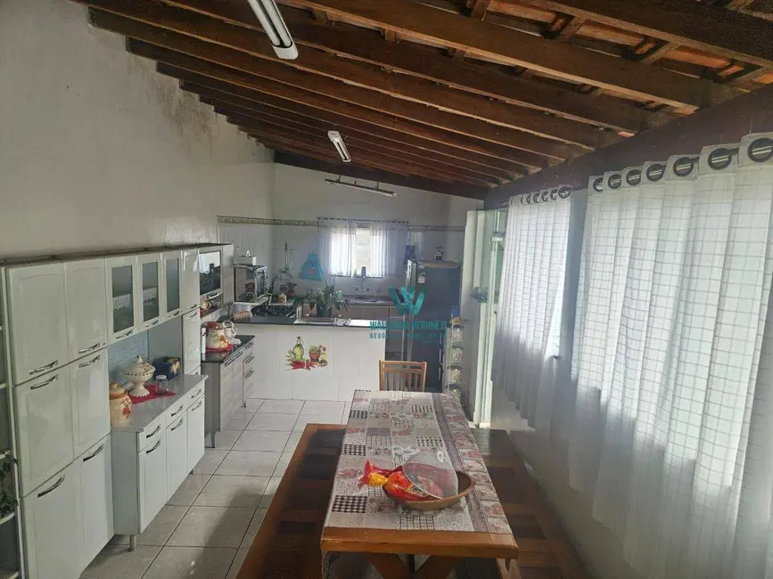 Foto 9 de Casa com 4 quartos à venda, 300m2 em Jardim Brasil, Pocos De Caldas - MG