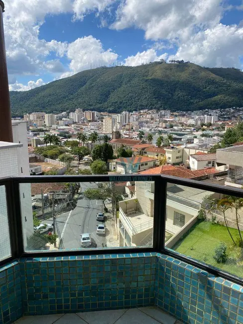 Apartamento com 3 quartos para alugar, 143m2 em São Benedito, Pocos De Caldas - MG - imagem 3 Foto 3 de Apartamento com 3 quartos para alugar, 143m2 em São Benedito, Pocos De Caldas - MG