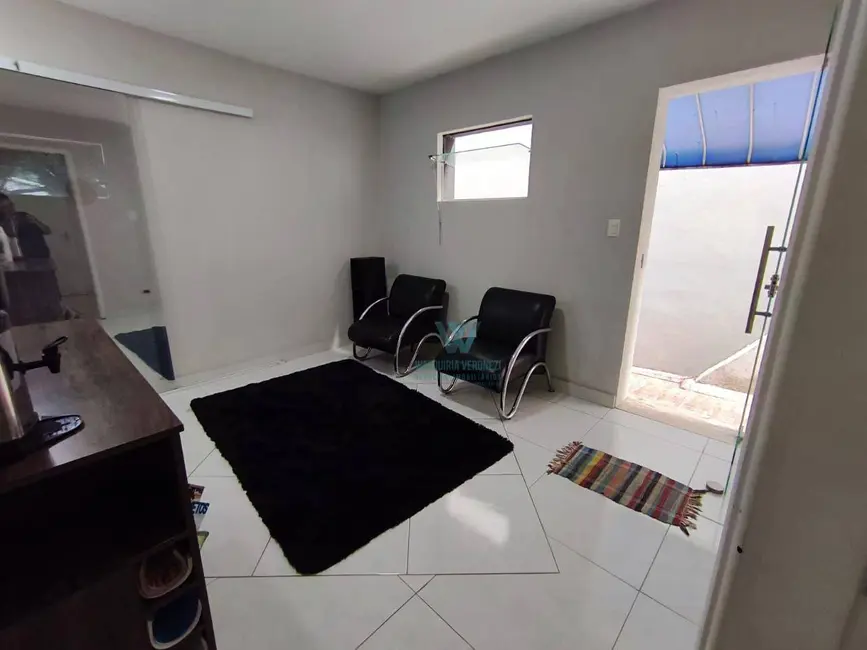 Foto 2 de Sala Comercial para alugar, 14m2 em Jardim Quisisana, Pocos De Caldas - MG