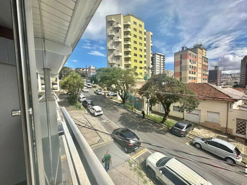 Foto 3 de Sala Comercial para alugar, 86m2 em Centro, Pocos De Caldas - MG