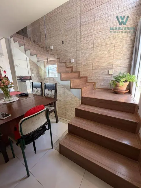 Casa com 3 quartos à venda, 275m2 em Jardim dos Manacás, Pocos De Caldas - MG - imagem 7 Foto 7 de Casa com 3 quartos à venda, 275m2 em Jardim dos Manacás, Pocos De Caldas - MG