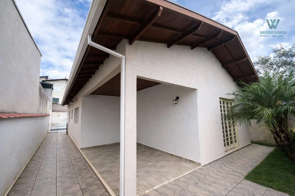 Foto 1 de Casa com 3 quartos à venda, 300m2 em Estância Poços de Caldas, Pocos De Caldas - MG