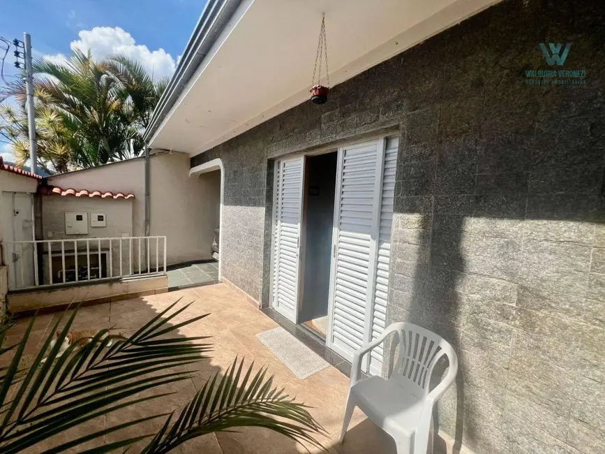 Foto 1 de Casa com 3 quartos à venda, 200m2 em Jardim Centenário, Pocos De Caldas - MG