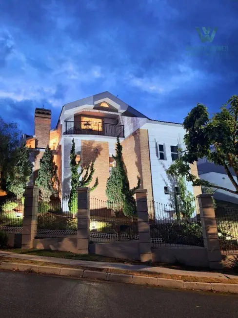 Foto 1 de Casa com 3 quartos à venda, 690m2 em Jardim Europa, Pocos De Caldas - MG