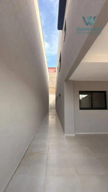 Foto 2 de Casa de Condomínio com 3 quartos à venda, 275m2 em Jardim Country Club, Pocos De Caldas - MG