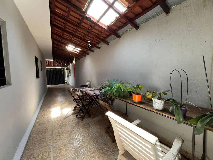 Foto 4 de Casa com 6 quartos à venda, 300m2 em João Pinheiro, Pocos De Caldas - MG