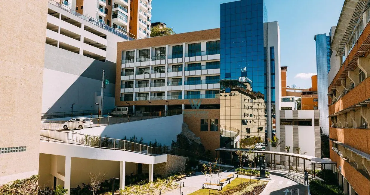 Sala Comercial à venda e para alugar, 5125m2 em Centro, Pocos De Caldas - MG - imagem 1 Foto 1 de Sala Comercial à venda e para alugar, 5125m2 em Centro, Pocos De Caldas - MG