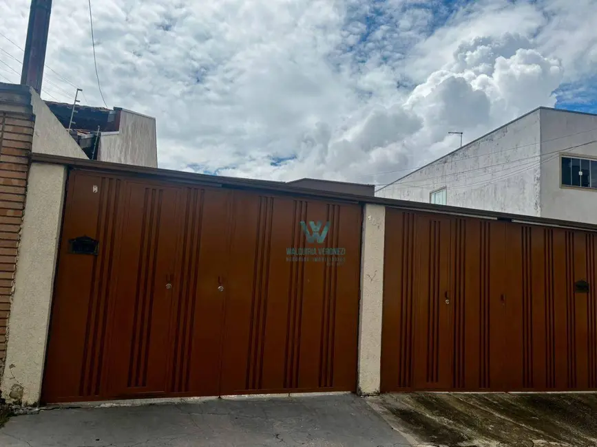 Foto 2 de Casa com 3 quartos para alugar, 110m2 em Jardim Bandeirantes, Pocos De Caldas - MG