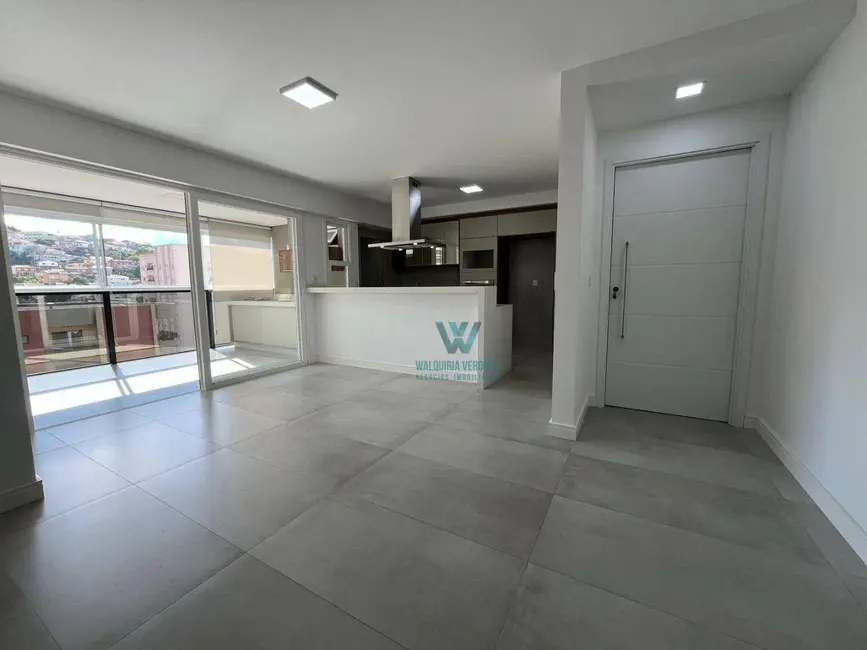 Foto 4 de Apartamento com 3 quartos para alugar, 155m2 em Centro, Pocos De Caldas - MG